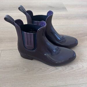 London Fog Rubber Boots/Wellies - Woman’s Size 7 - Purple